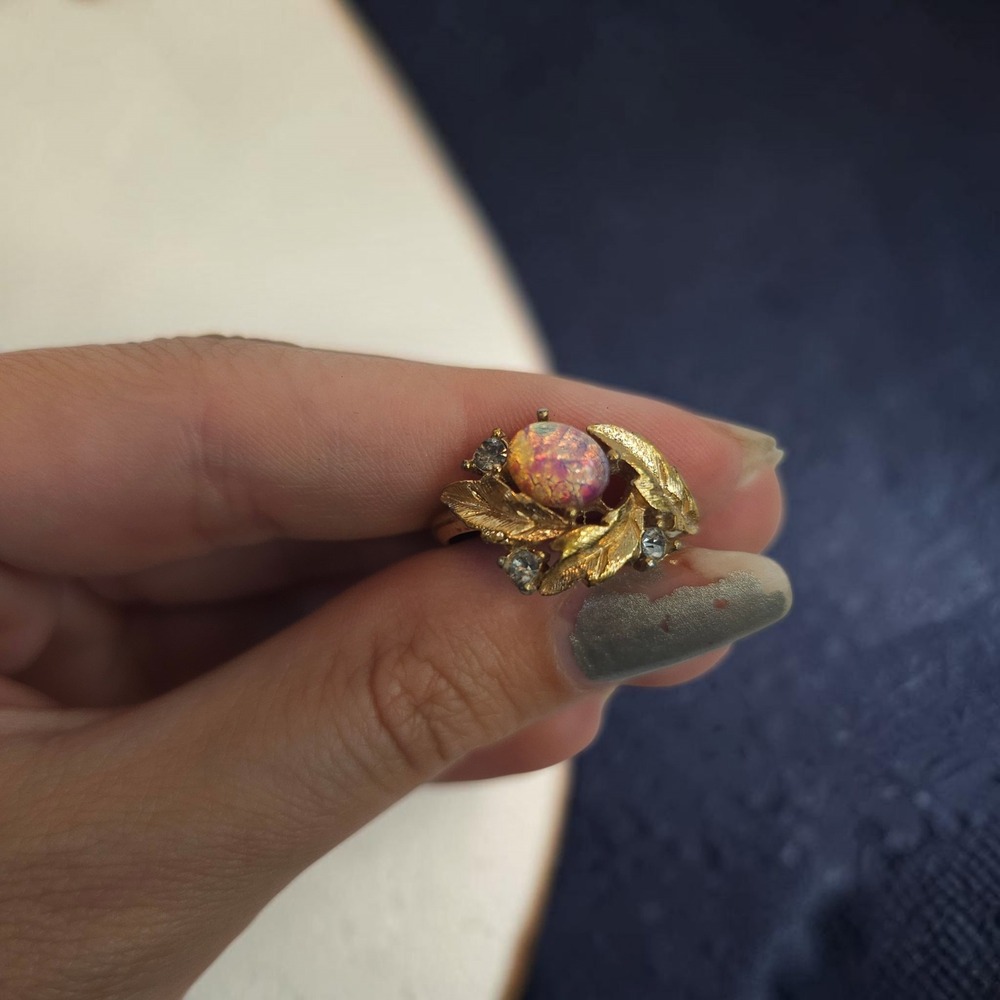 Vintage Gold Tone Cocktail Ring Set Teal, Faux Opal Sarah Coventry & Fire Flower - Picture 16 of 16